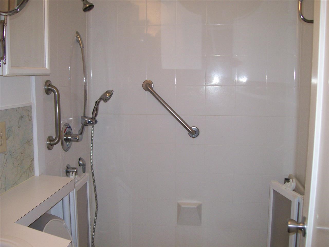 426 N Walnut - Photo 9