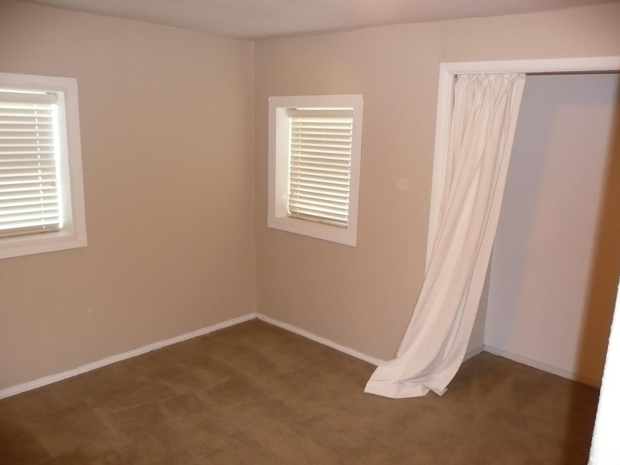 2443 N Wiscomb St - Photo 8