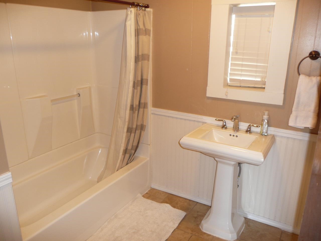 2443 N Wiscomb St - Photo 9