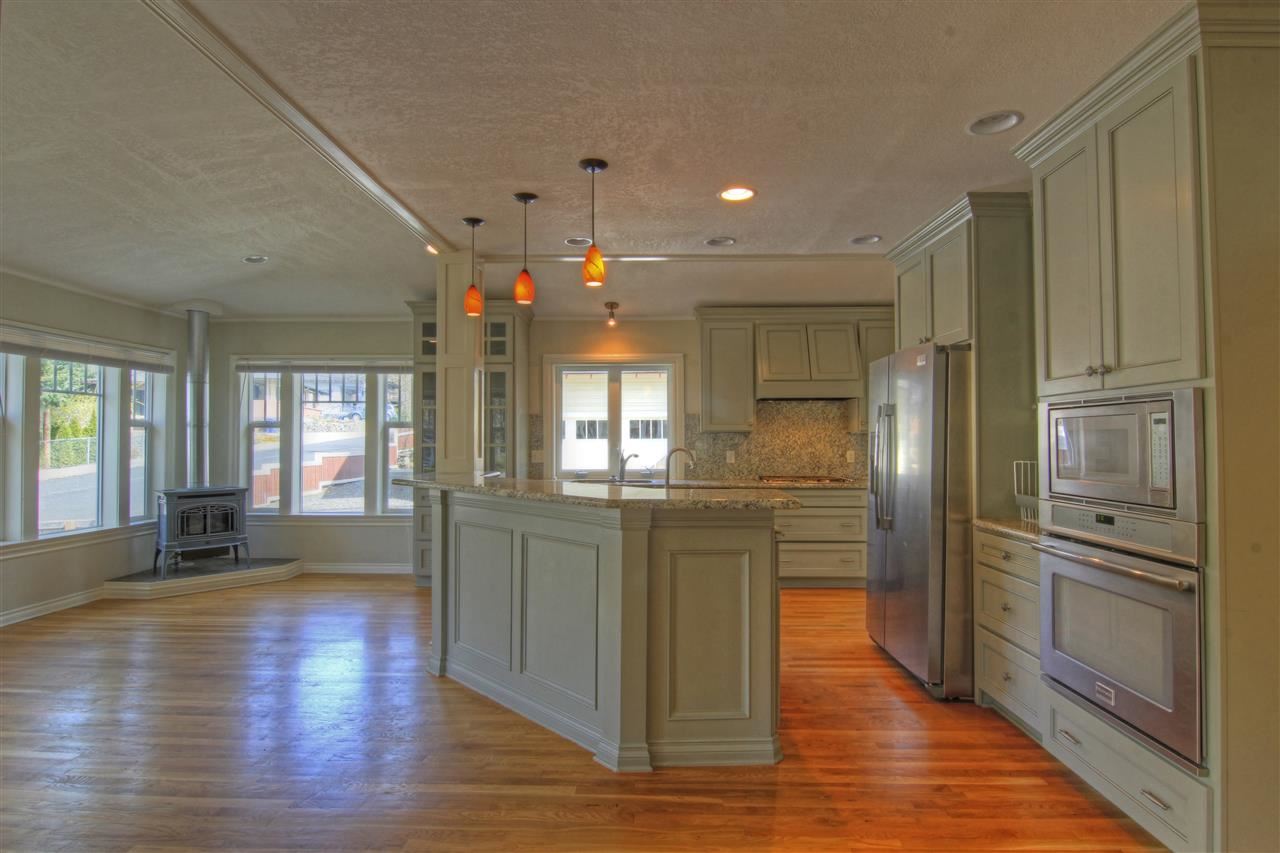 2403 S Manito Blvd - Photo 12