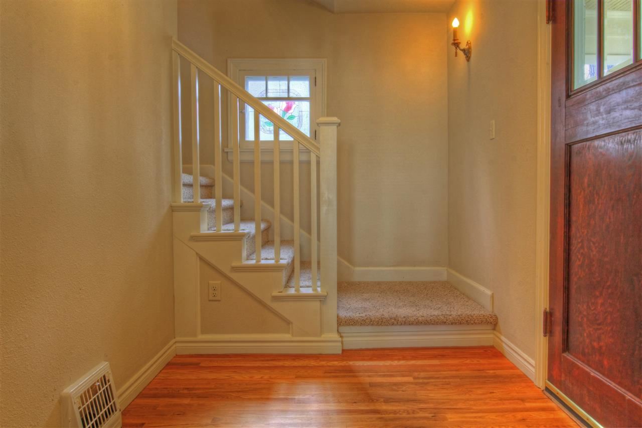 2403 S Manito Blvd - Photo 6
