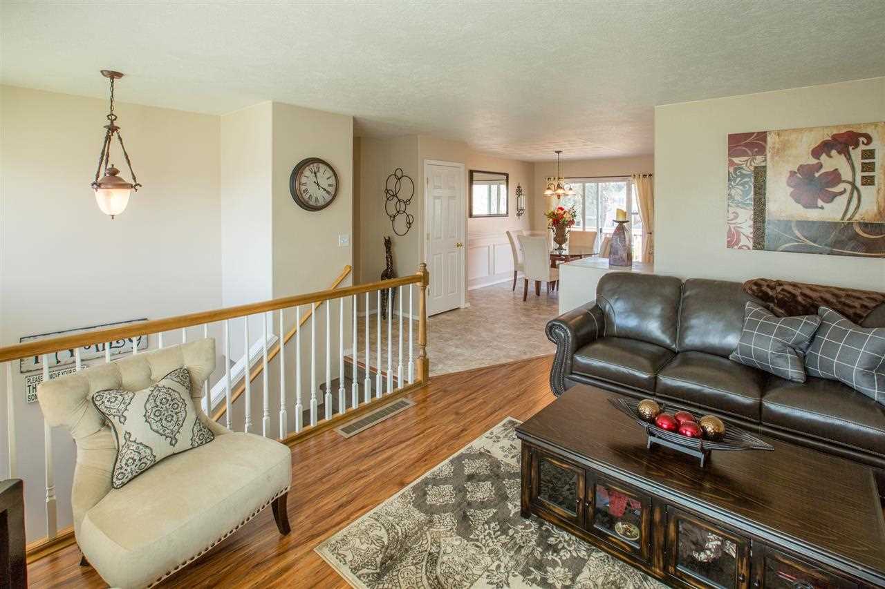 4239 E 27th Ave - Photo 4