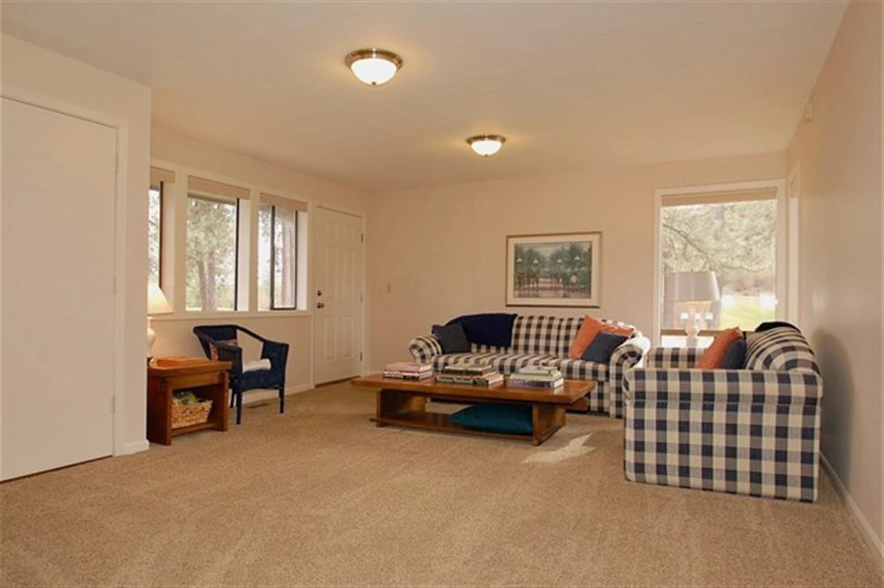 1015 S Pepper Tree Ln - Photo 11