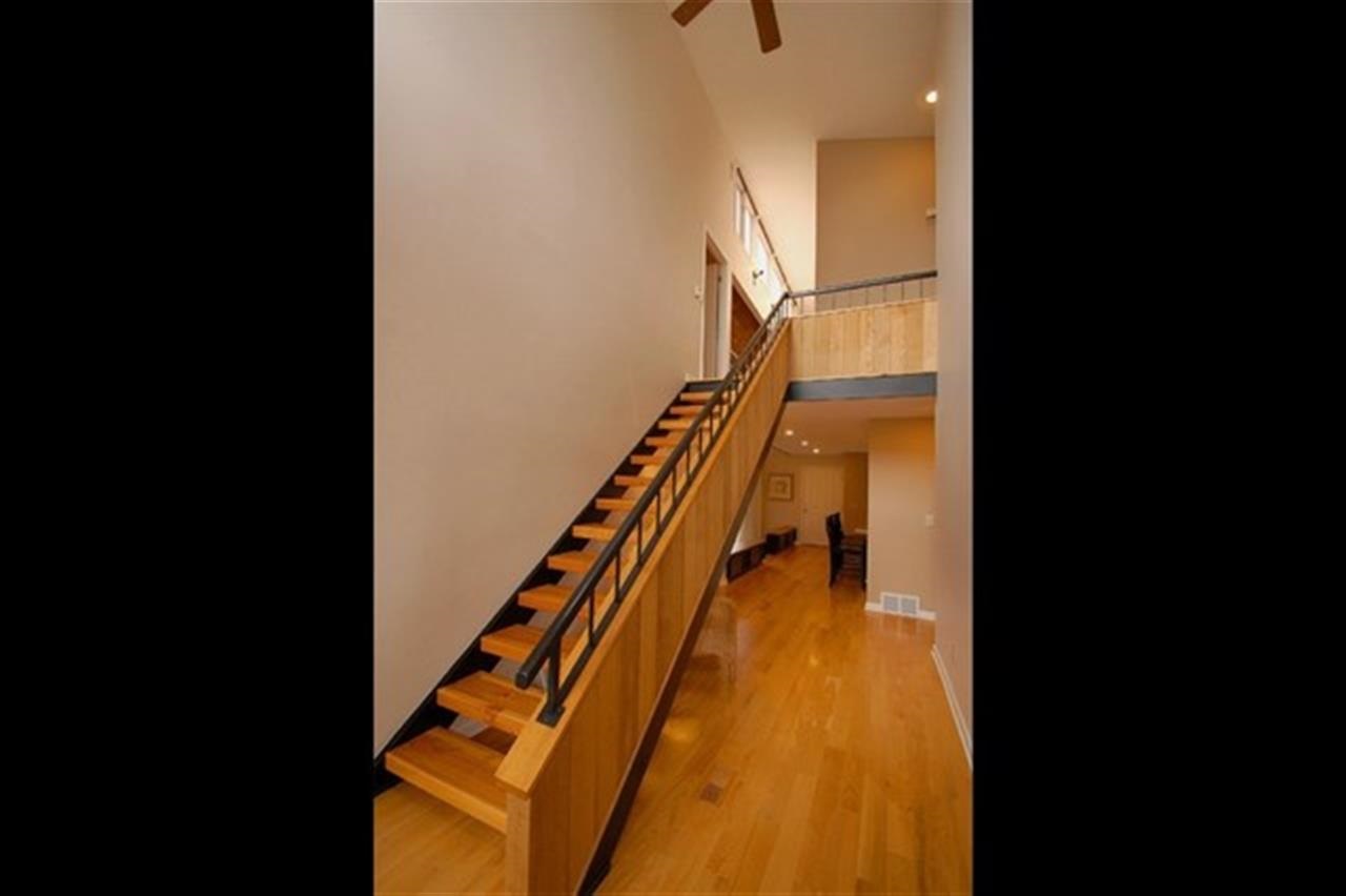 1015 S Pepper Tree Ln - Photo 3