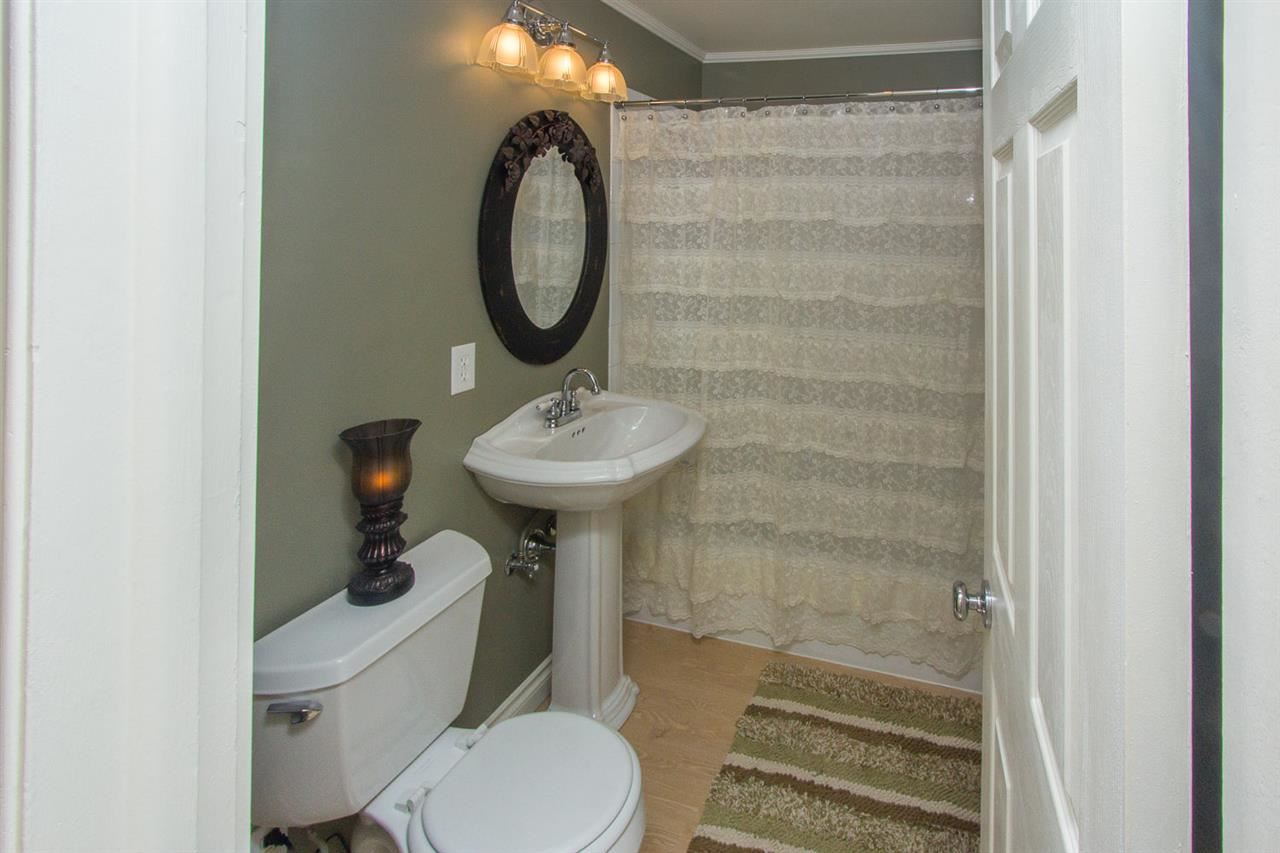 6011 N Elm St - Photo 13