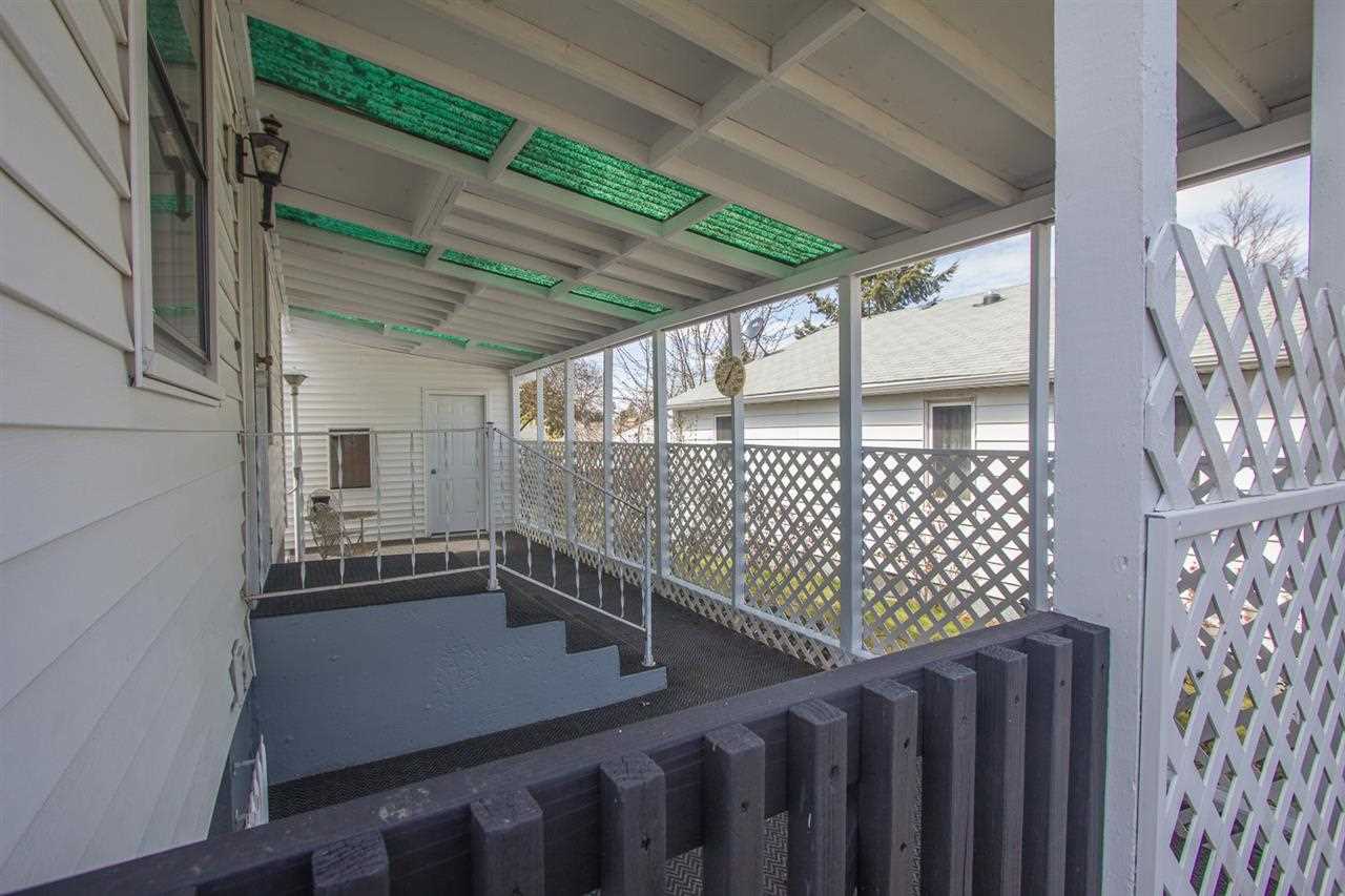 6011 N Elm St - Photo 9