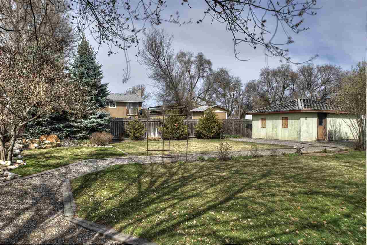 3627 E Guy Ave - Photo 11