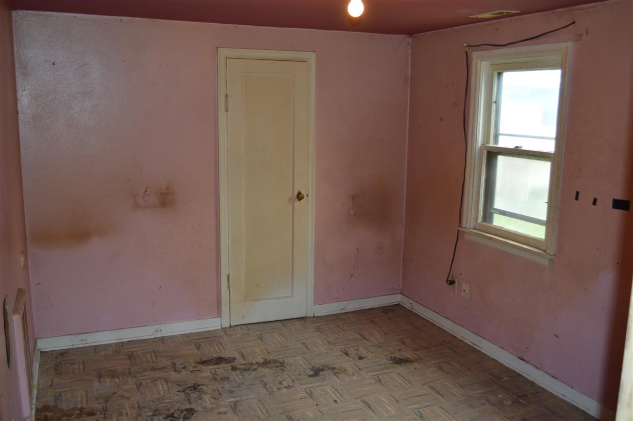 10517 E Buckeye Ave - Photo 9