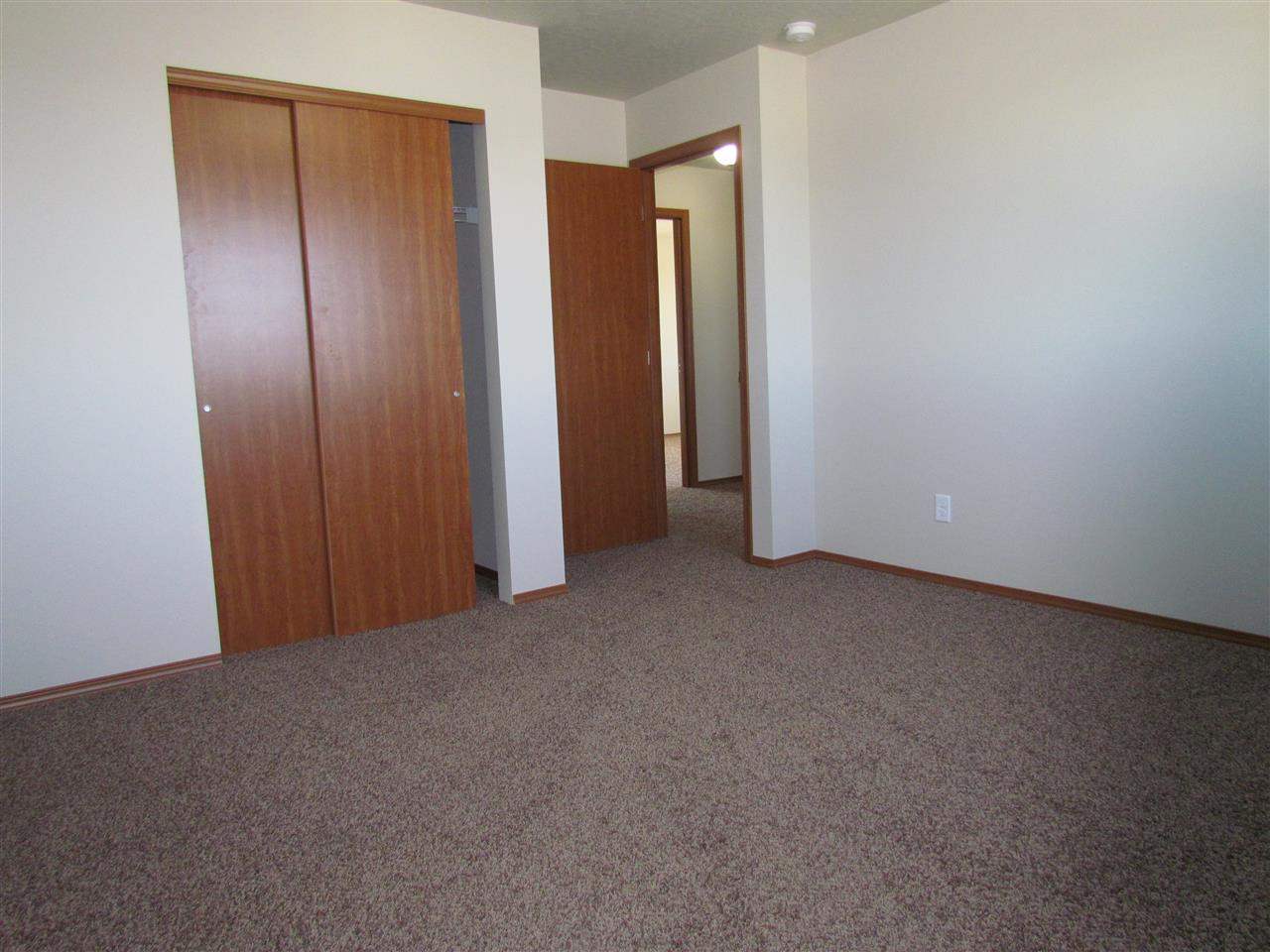 1116 N Courtney Ct - Photo 12