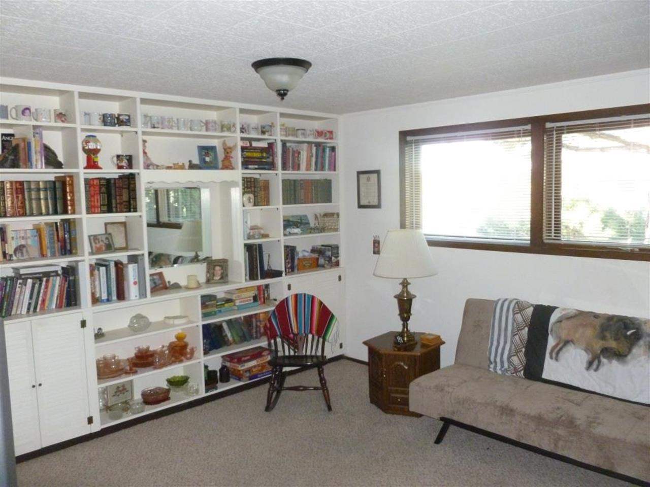 6312 N Greenwood Blvd - Photo 11