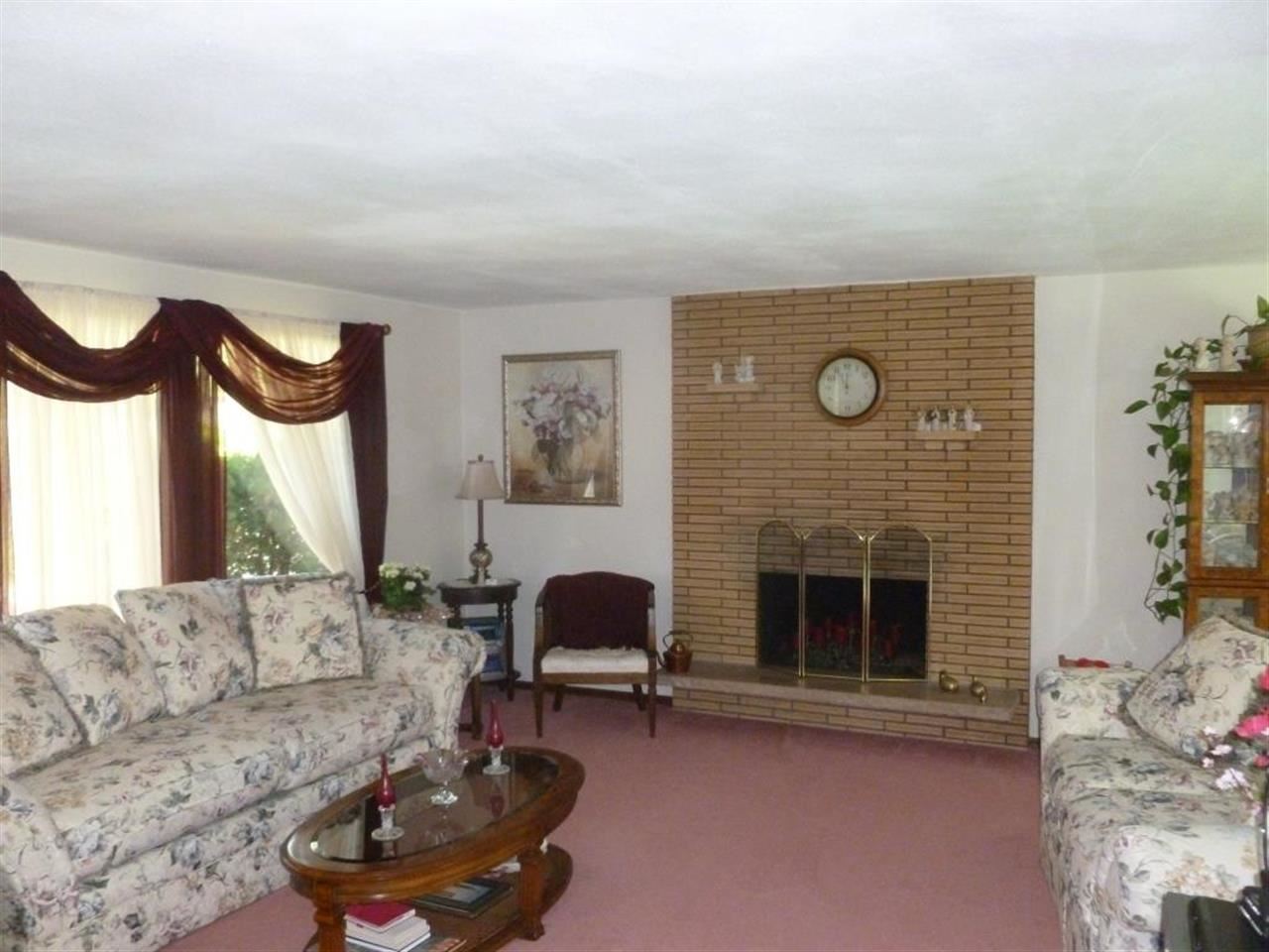6312 N Greenwood Blvd - Photo 4