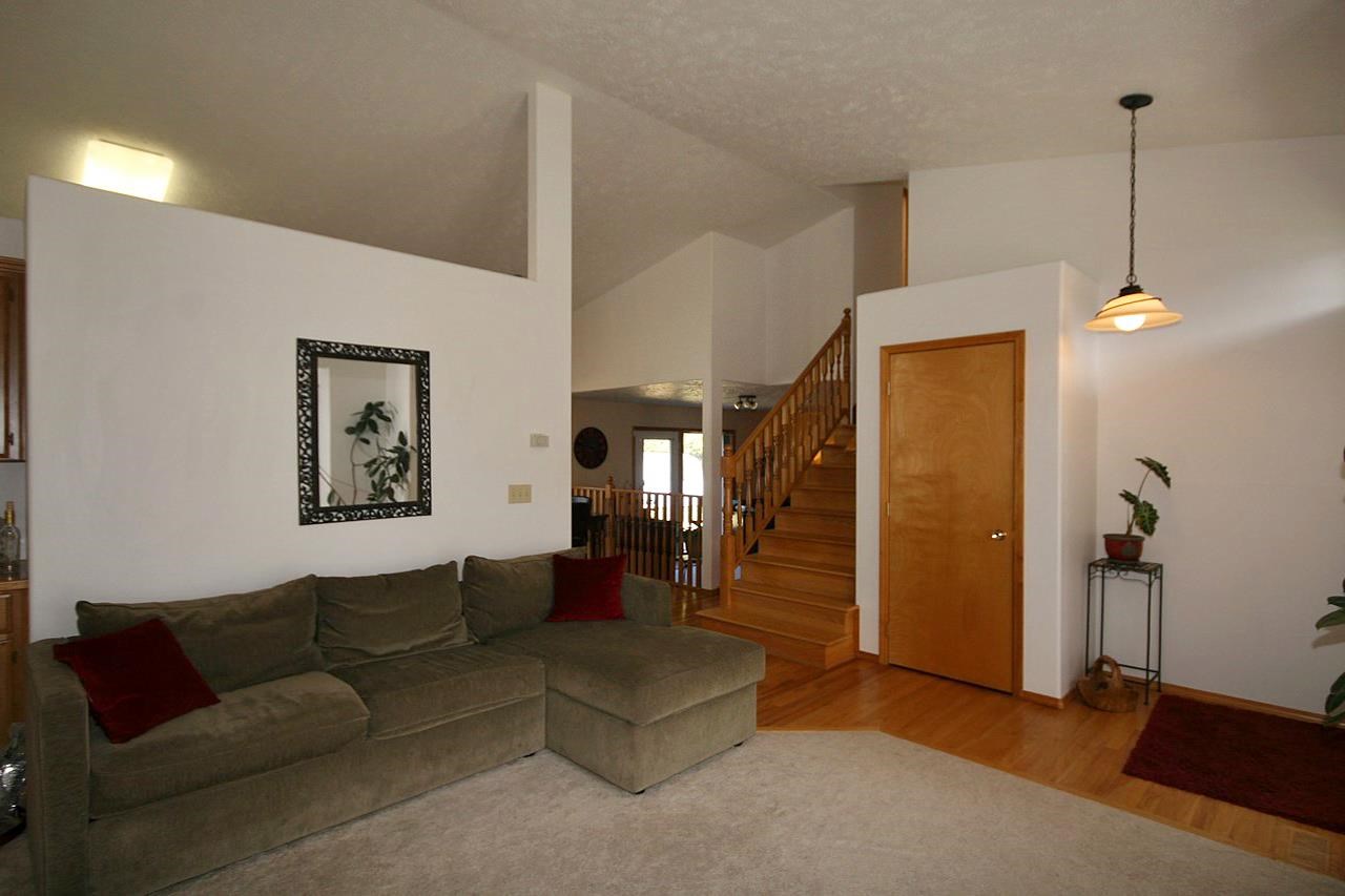 513 E PIPER GLEN Ct - Photo 4