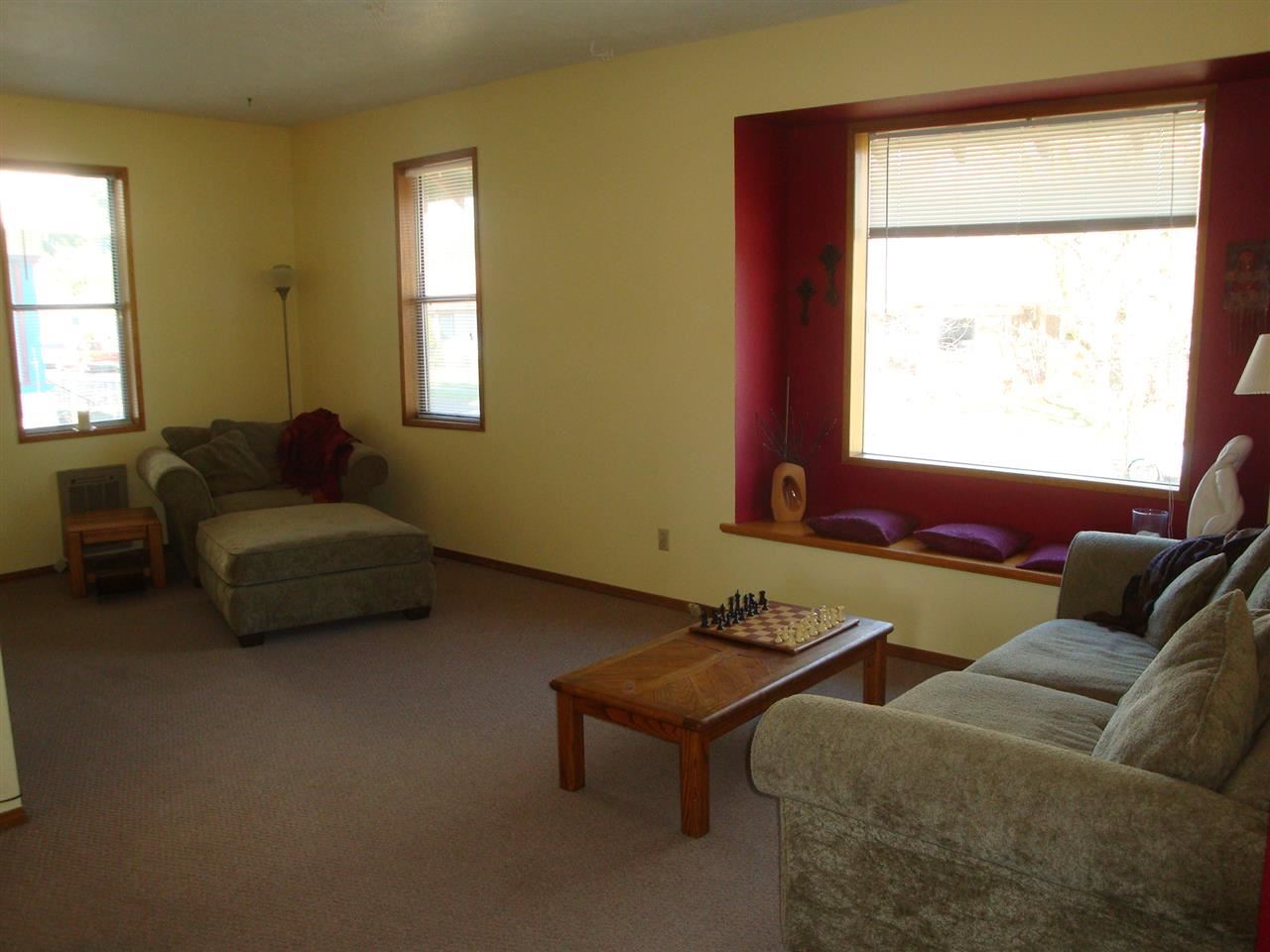 1803 W CHELAN - Photo 3