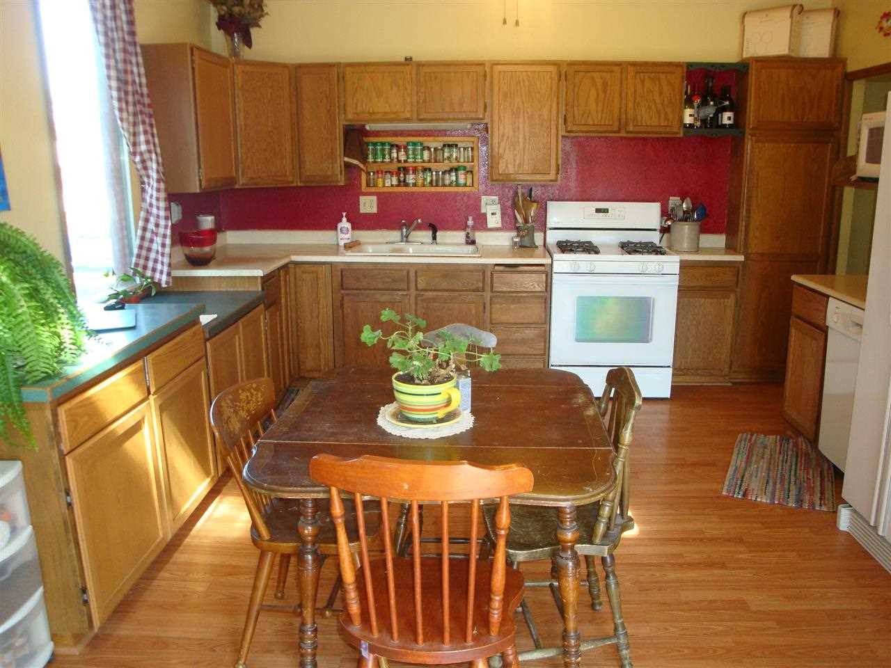 1803 W CHELAN - Photo 8