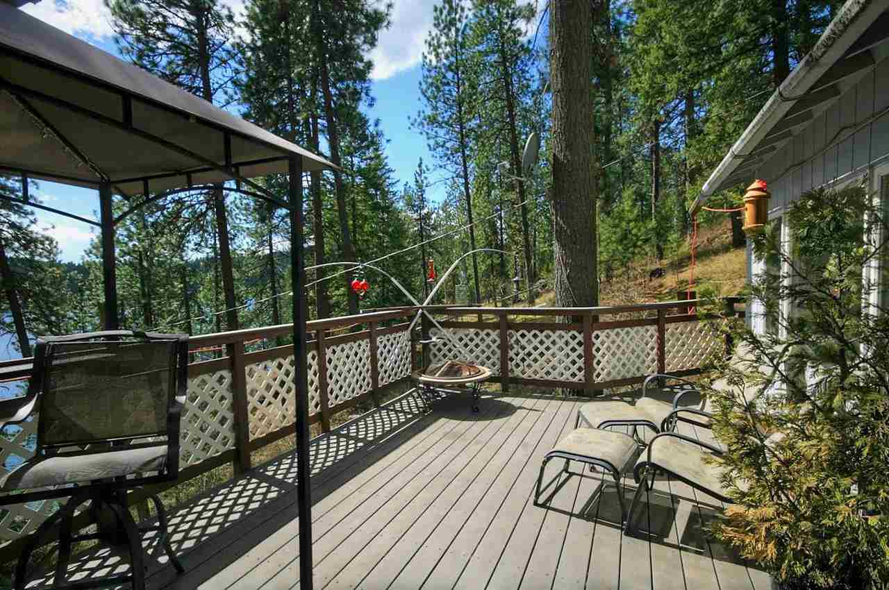 12913 N East Newman Lake Dr - Photo 1