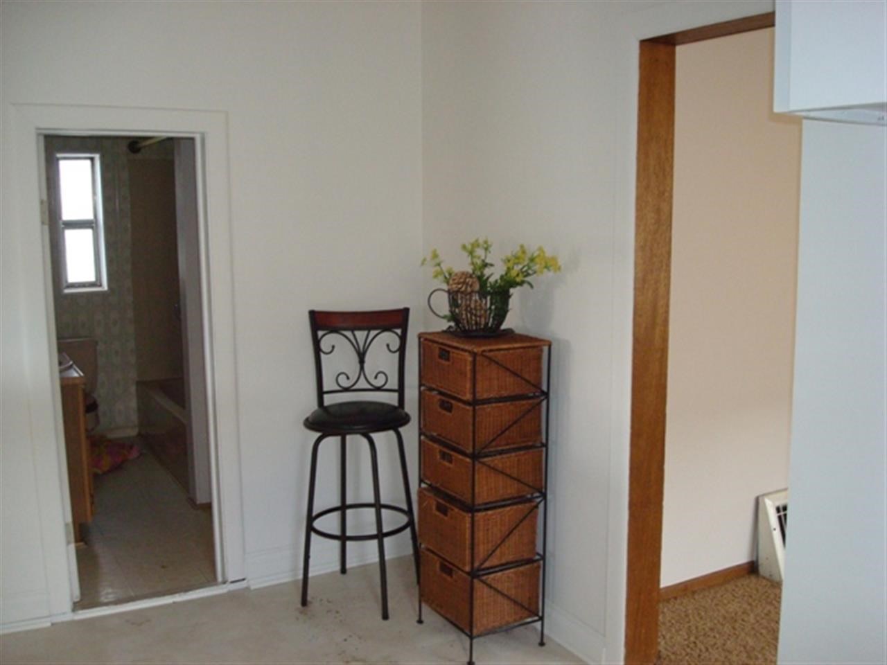 2115 W Mission Ave - Photo 11