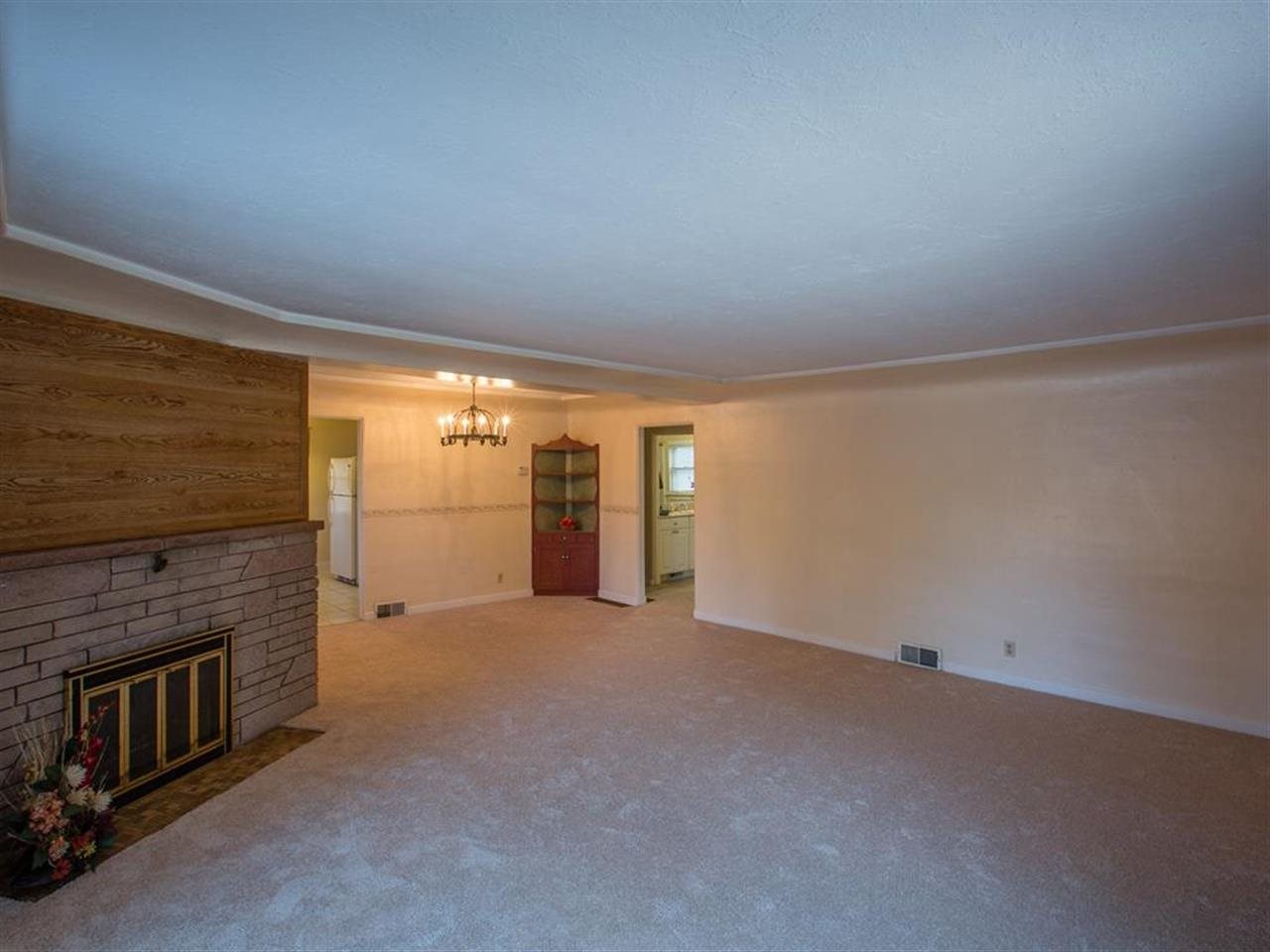 2703 S Lincoln St. - Photo 9