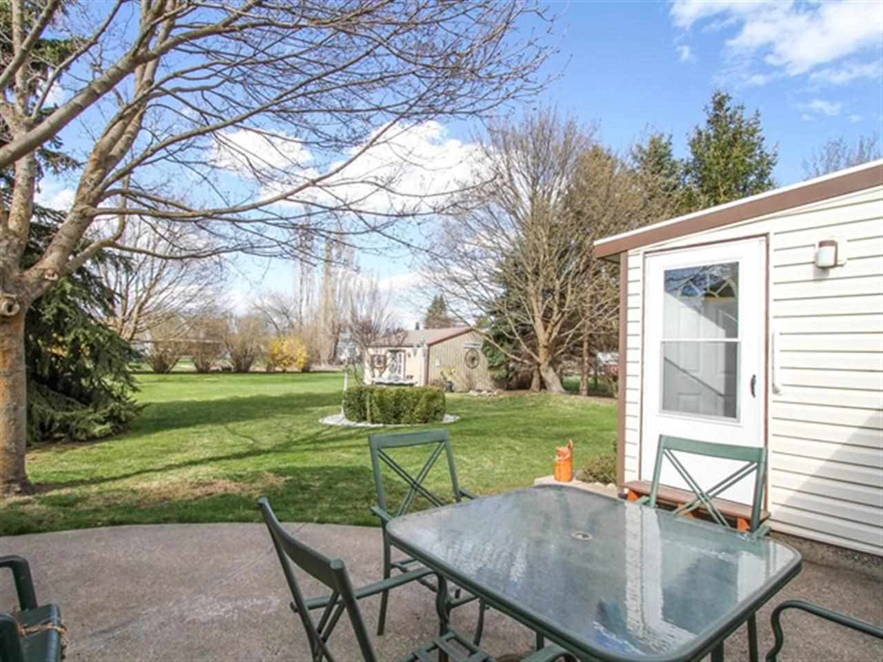 26007 E Wabash Ave - Photo 8