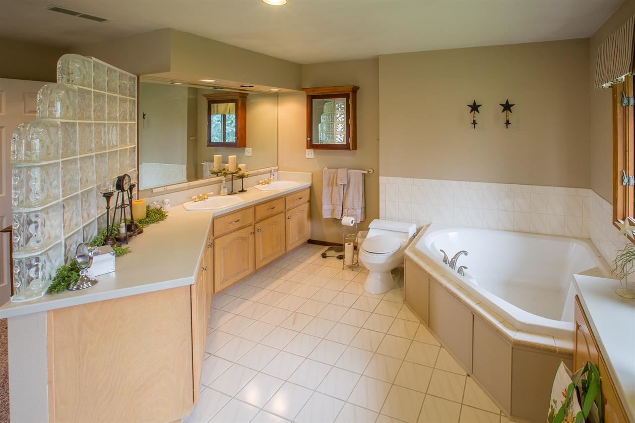 18210 N Day Mt. Spokane Rd - Photo 11