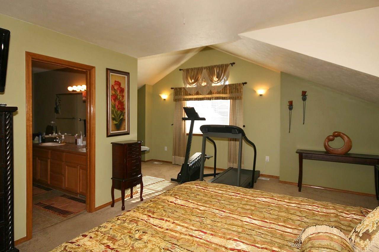 5021 N Penn Ave - Photo 9