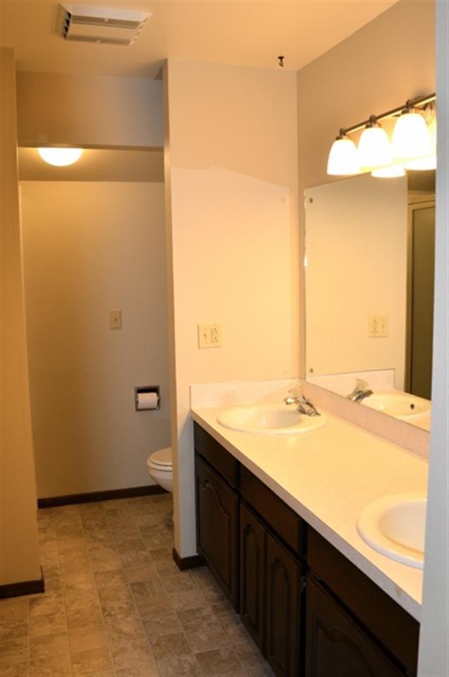 11012 E 46th Ave - Photo 11