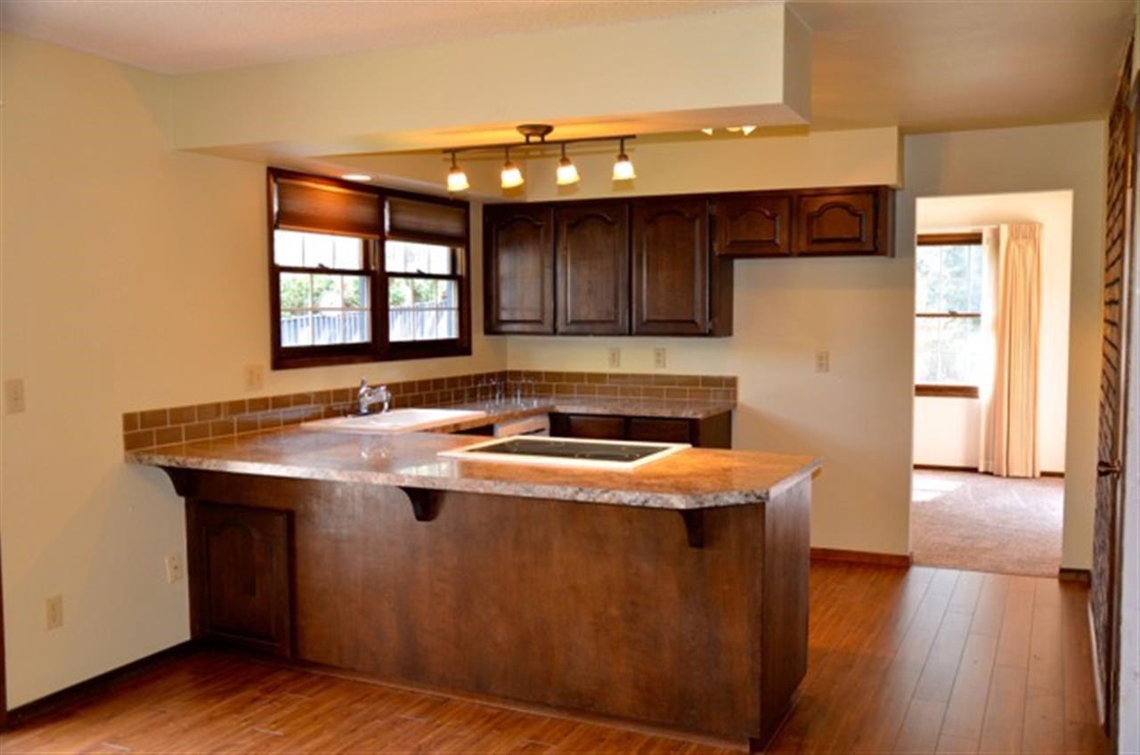 11012 E 46th Ave - Photo 3