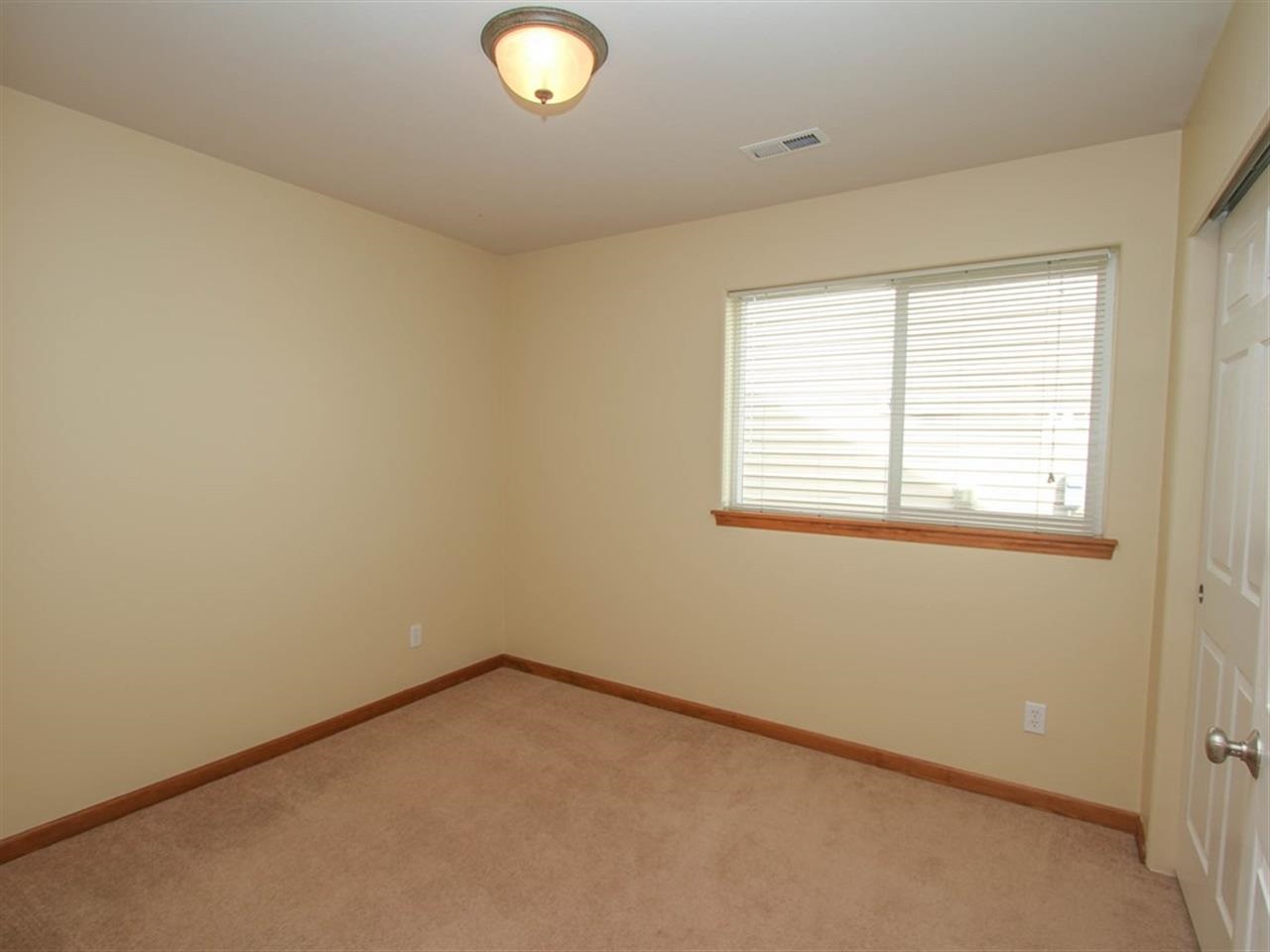 1633 E Beacon Ln - Photo 15