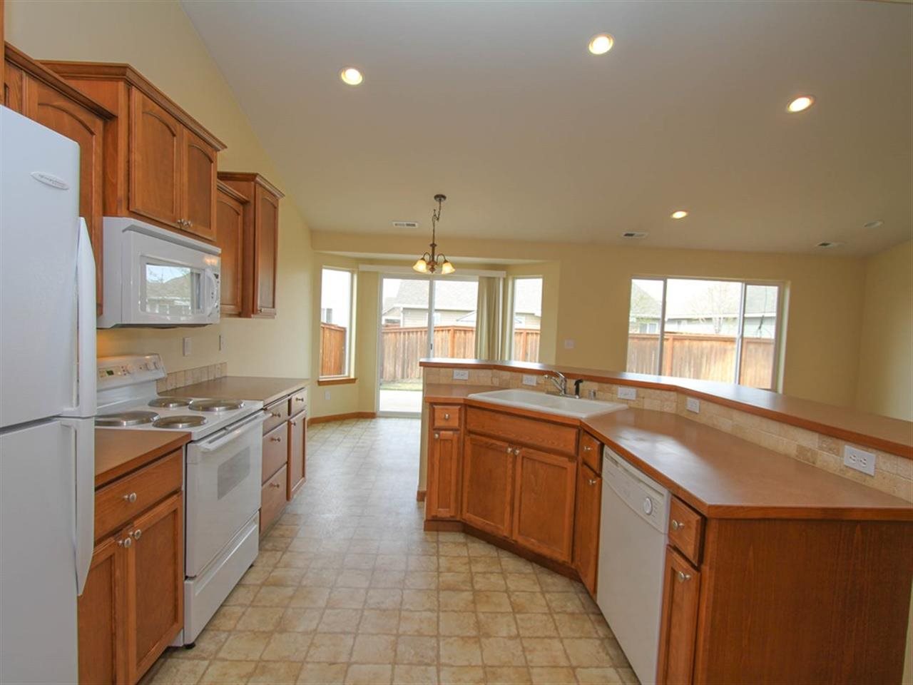 1633 E Beacon Ln - Photo 8