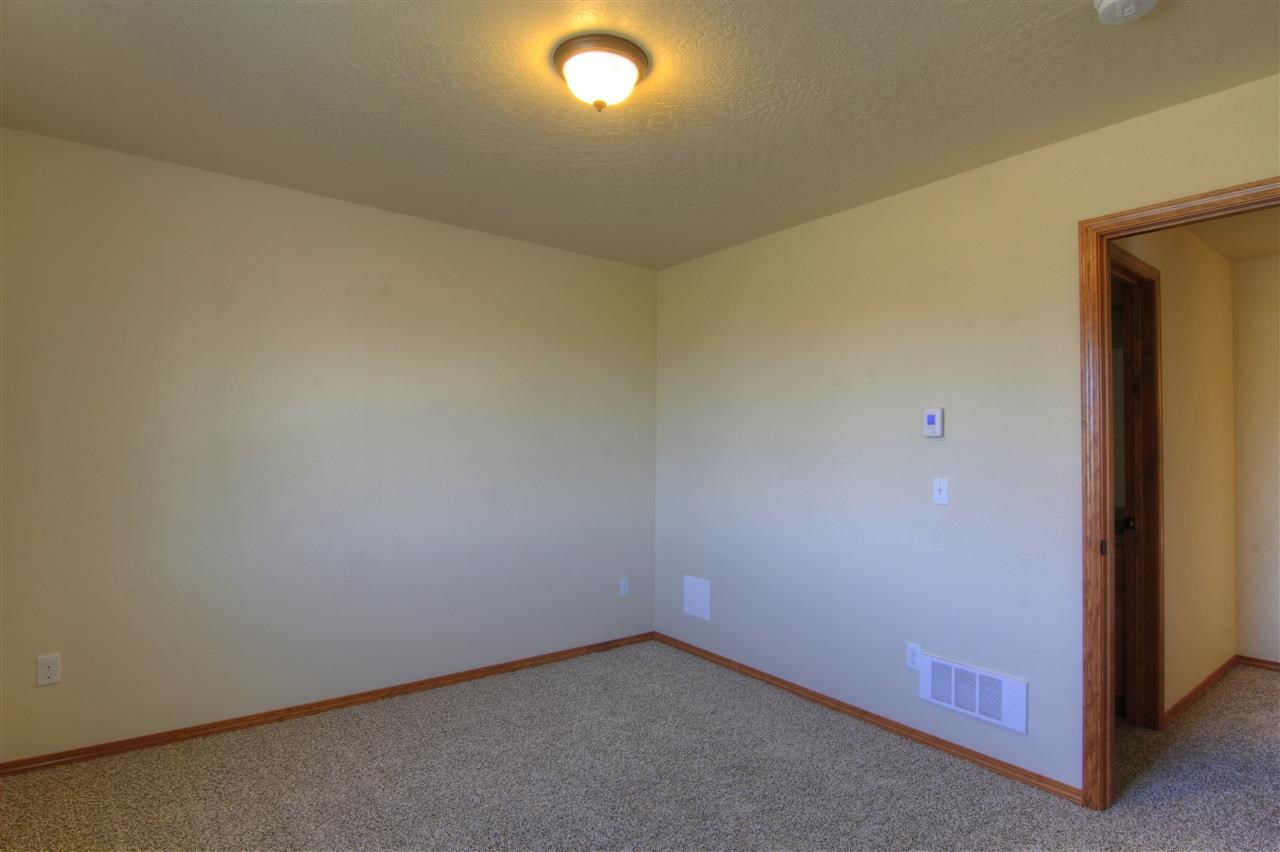 5910 N Vantage Ln - Photo 15
