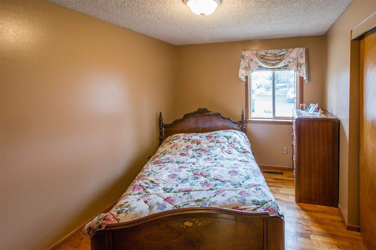 1115 E Sanson Ave - Photo 8