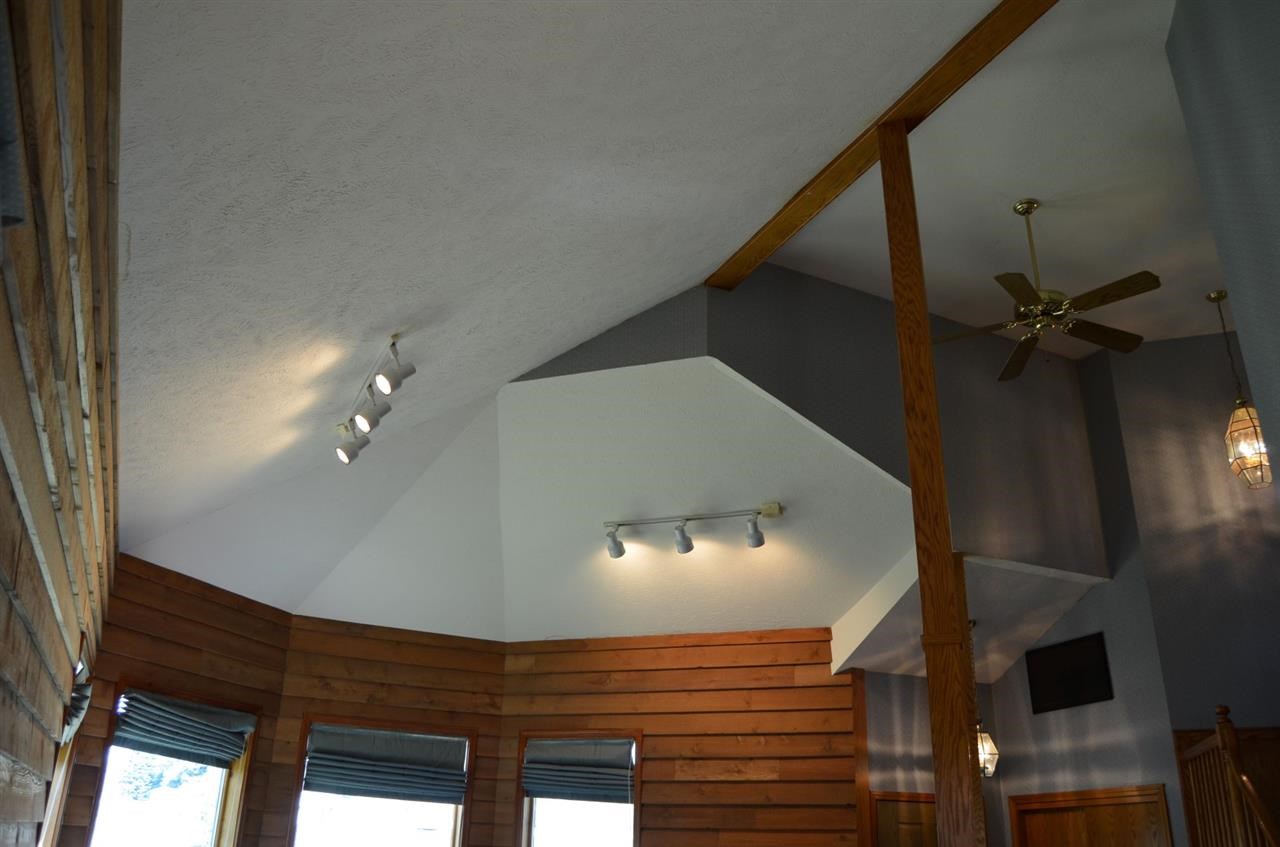 8112 S Brayton Rd - Photo 8
