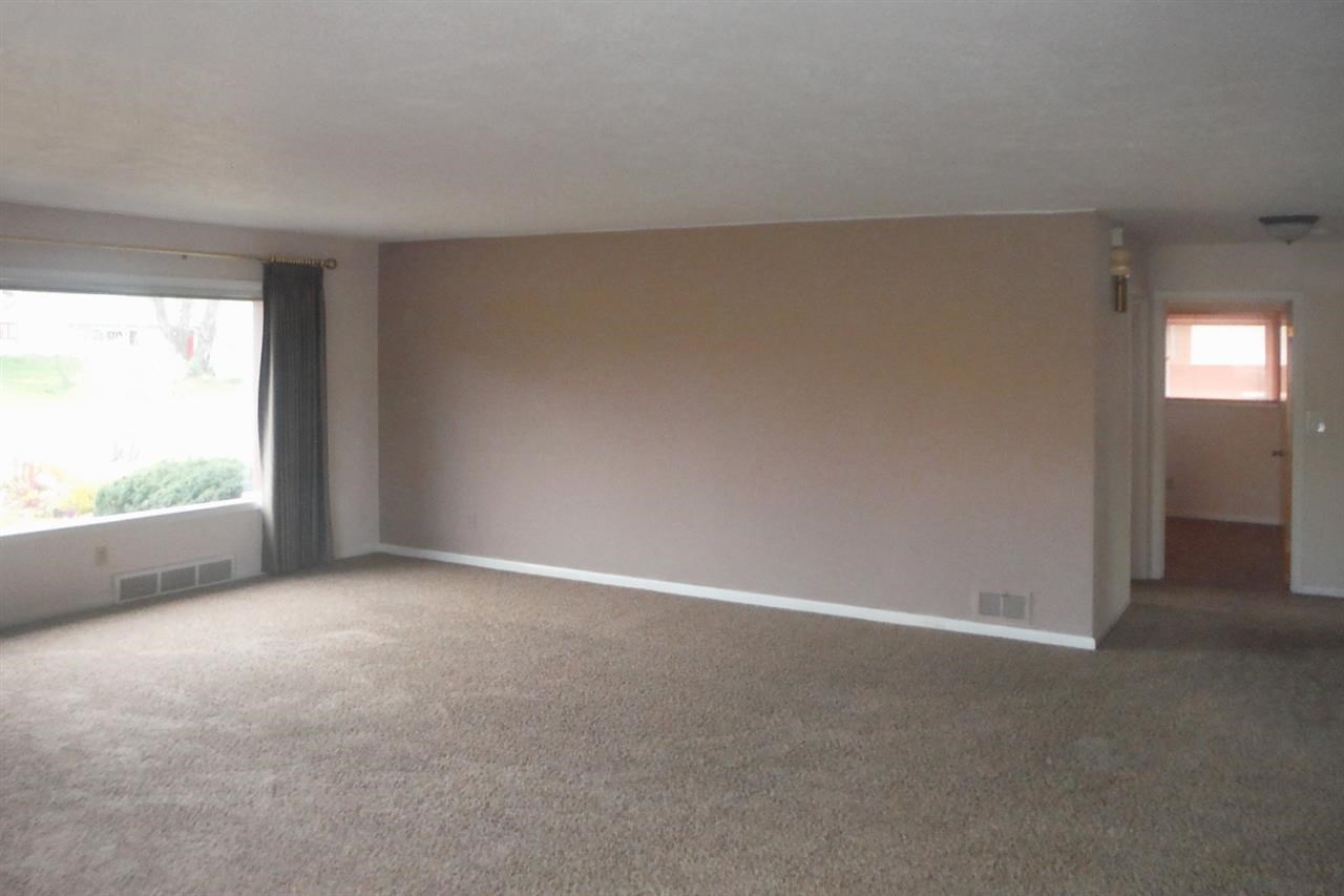 1425 W Kiernan Ave - Photo 4