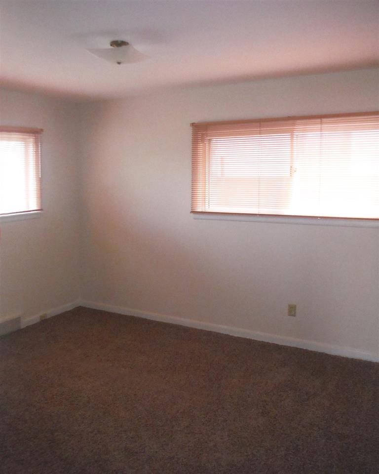 1425 W Kiernan Ave - Photo 8