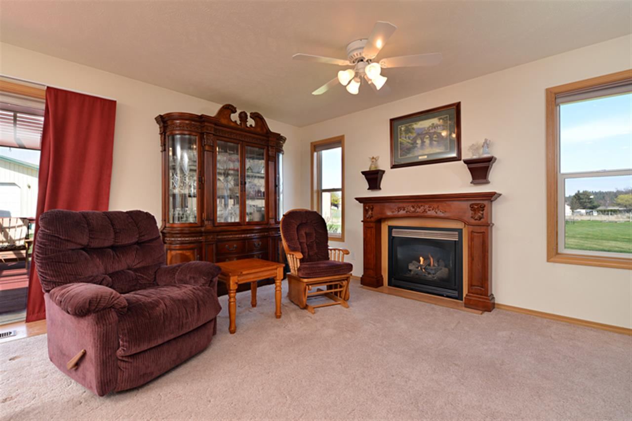 2529 S Adams Rd - Photo 9
