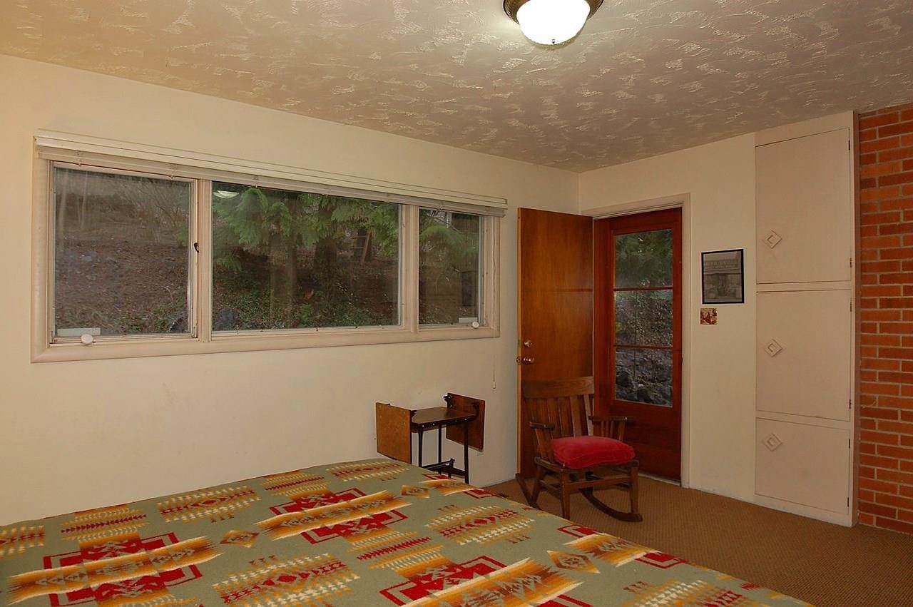 702 S Montavilla Dr - Photo 11