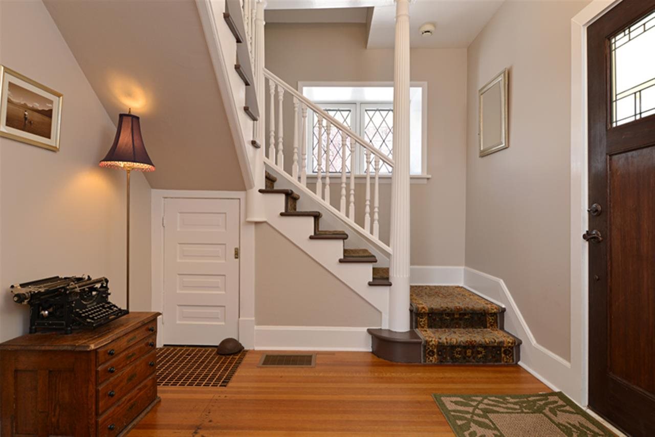 1212 S Jefferson St - Photo 3