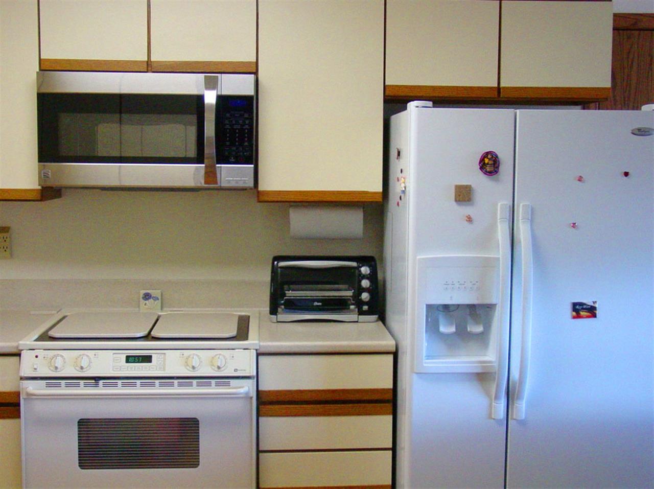 851 N Oak St - Photo 8