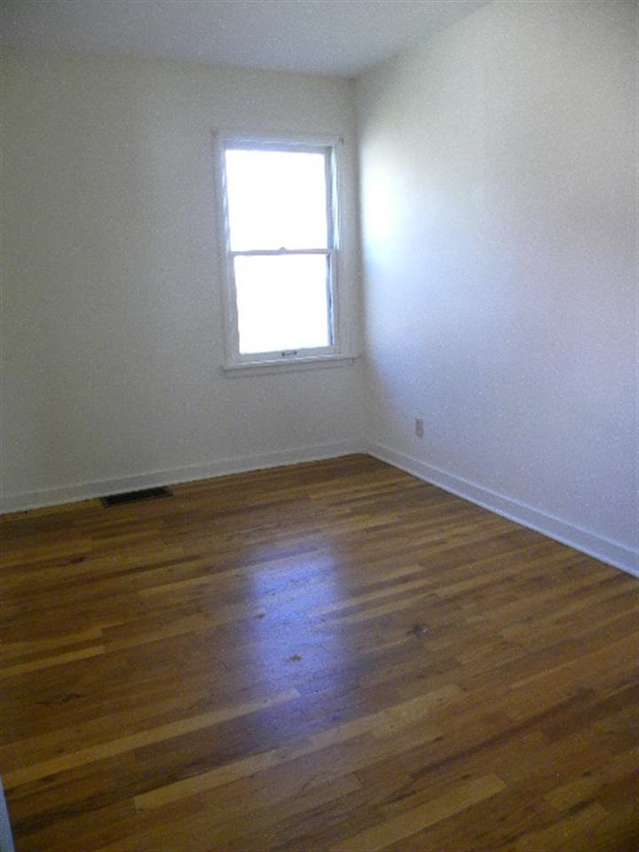 1917 E GLASS Ave - Photo 15