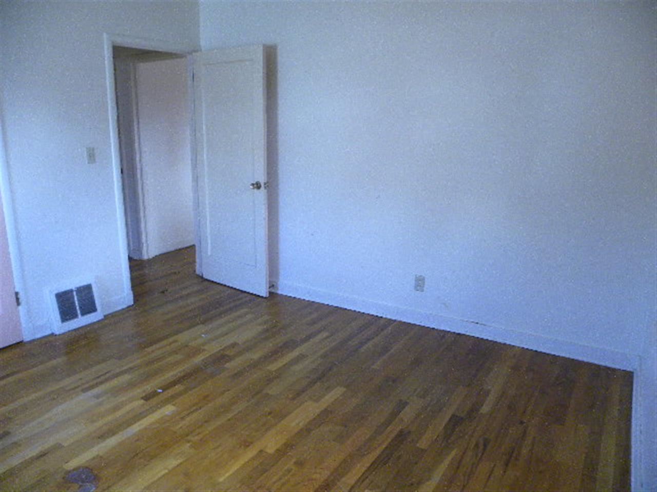 1917 E GLASS Ave - Photo 5