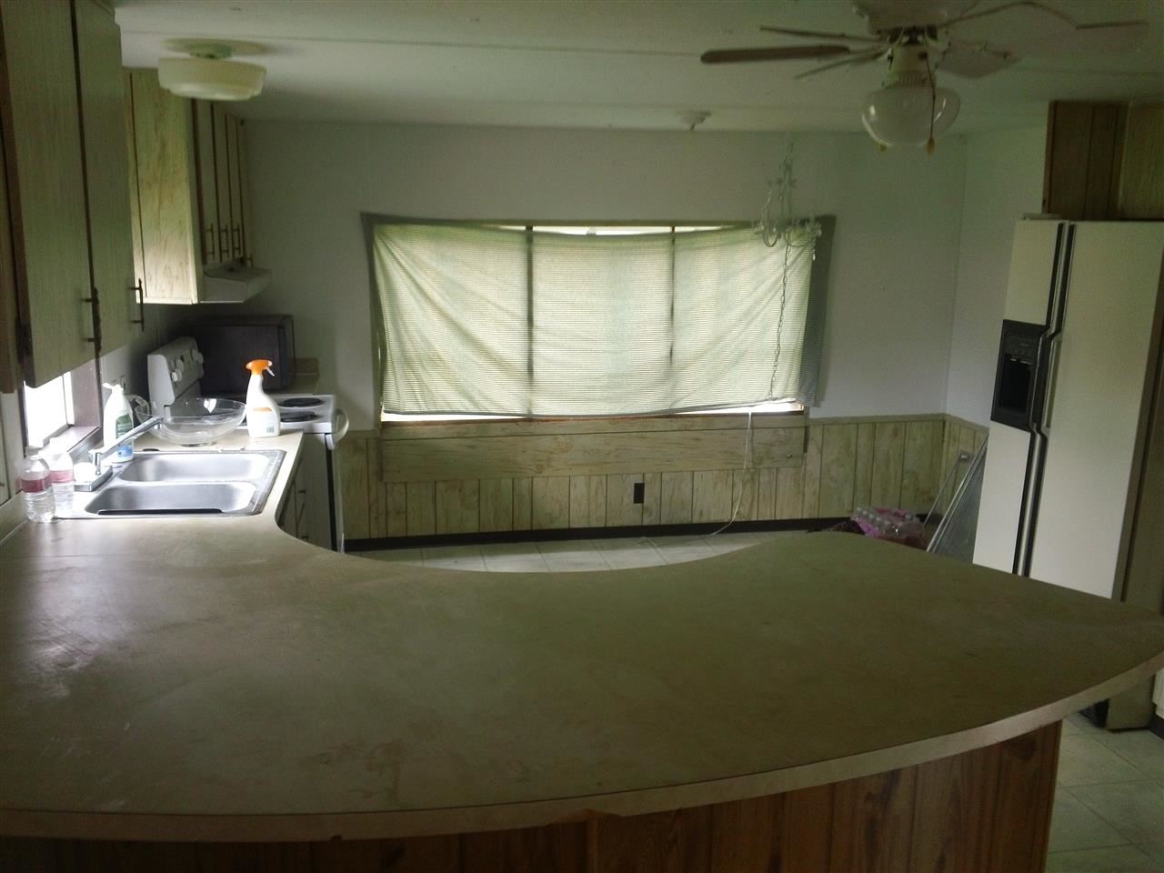 3925 E Farwell Rd - Photo 3