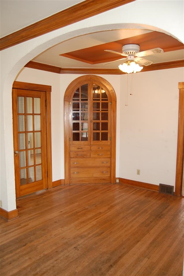 547 E Bridgeport Ave - Photo 5