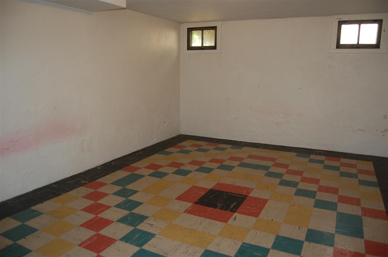 547 E Bridgeport Ave - Photo 10