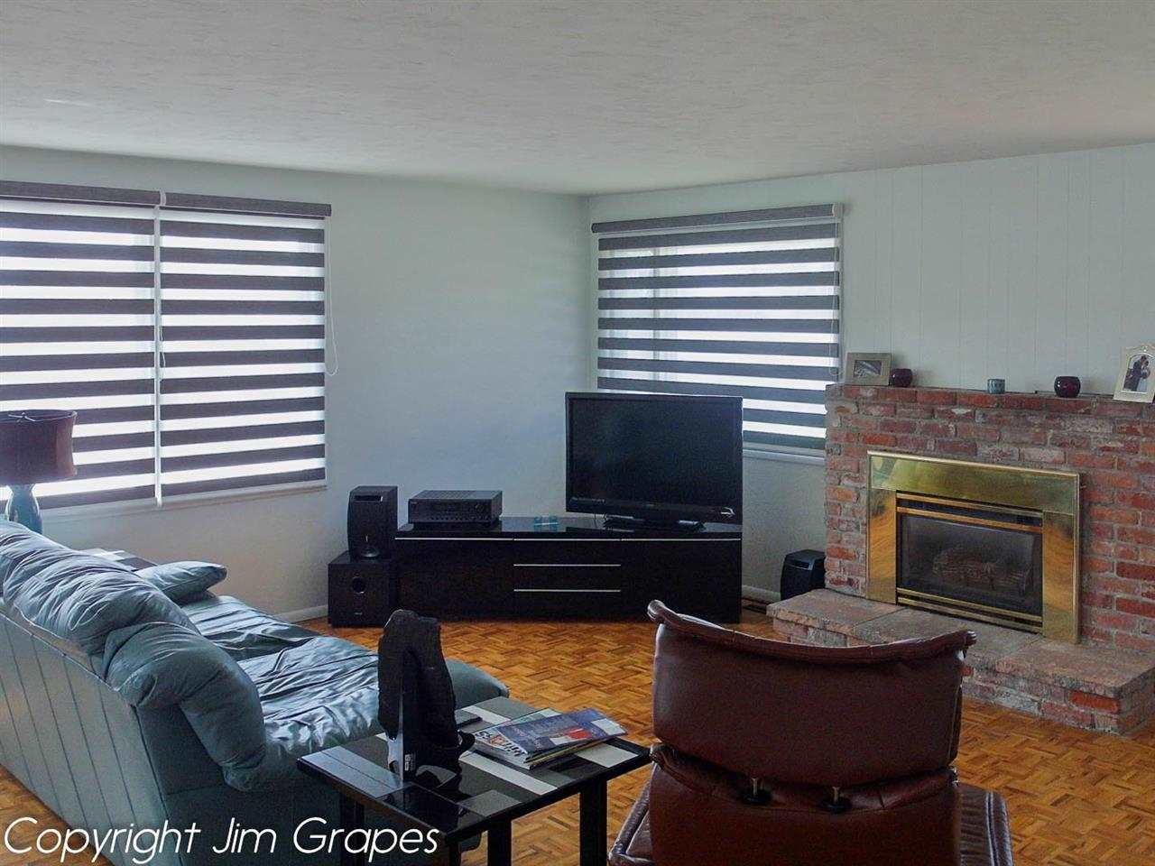7011 N G St - Photo 13