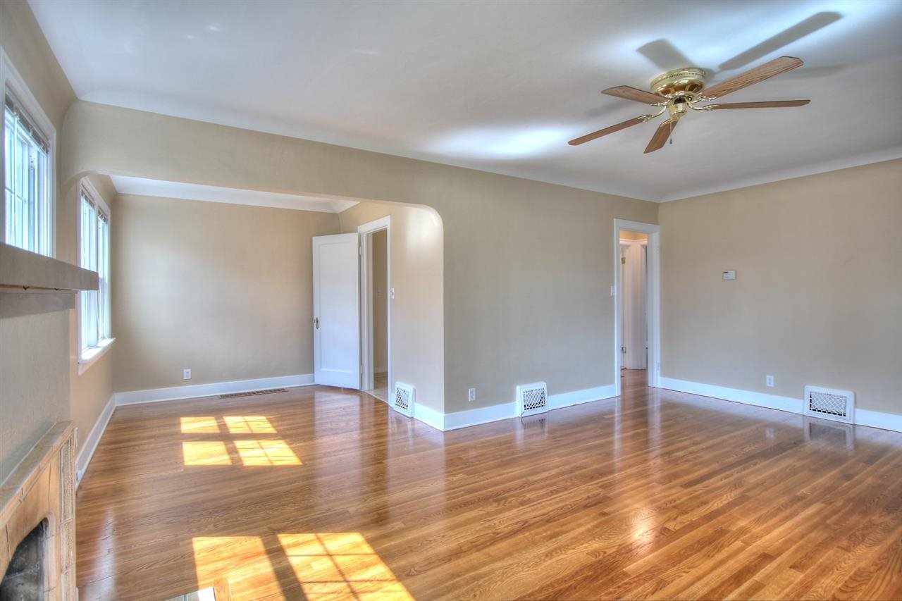 4307 N Adams St - Photo 4