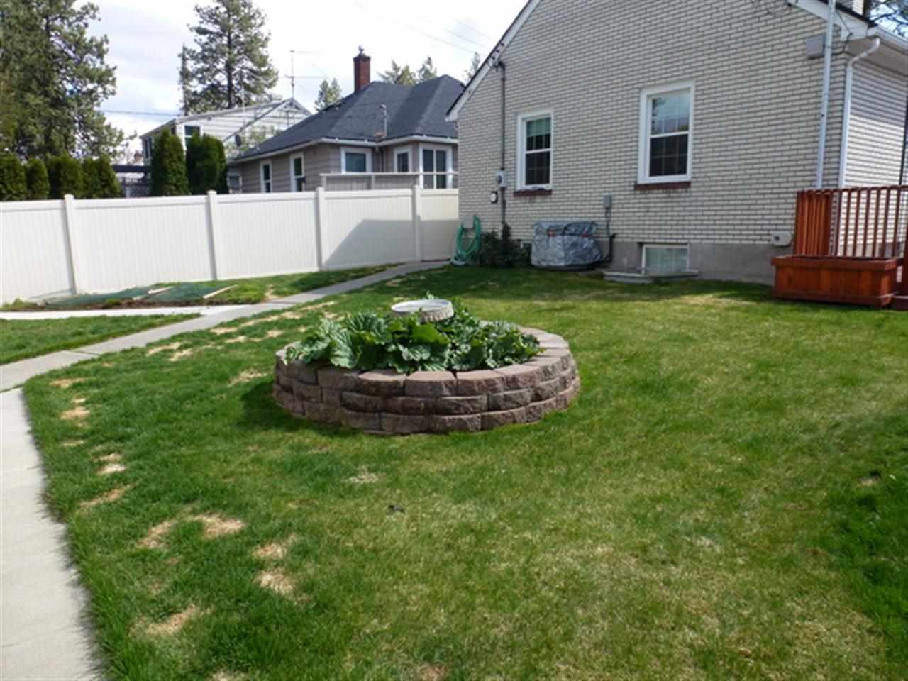 232 W 27th Ave - Photo 2