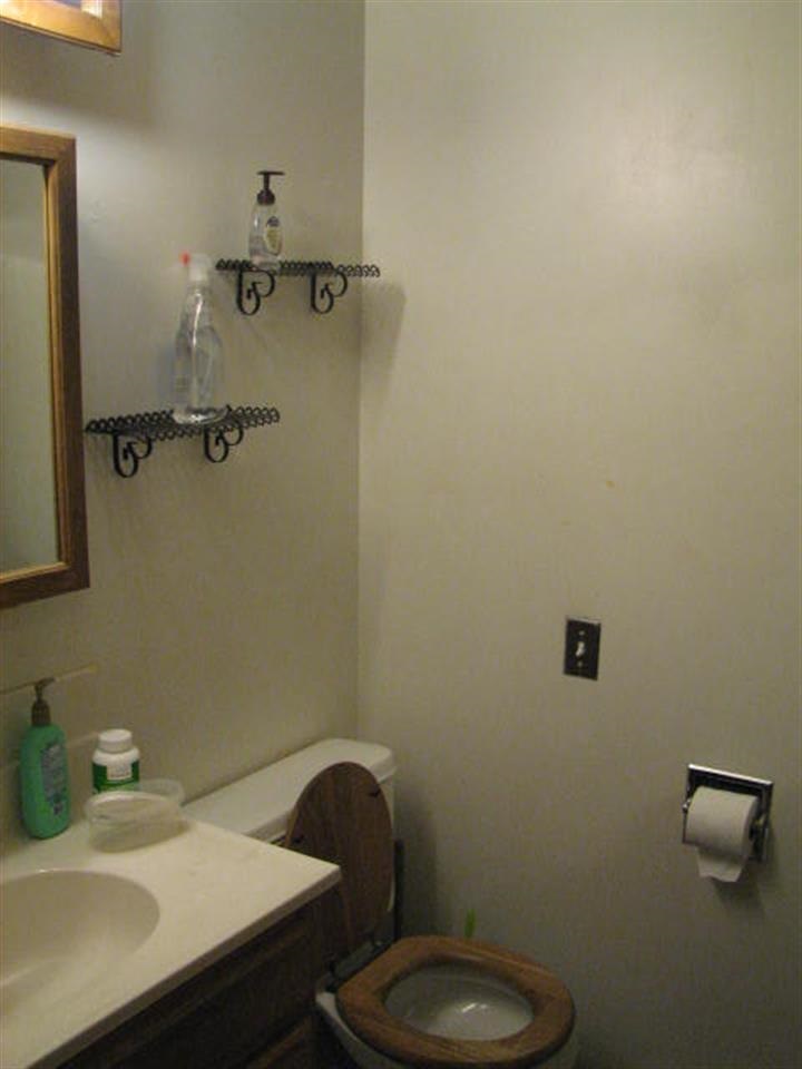 2928 E Heroy - Photo 4