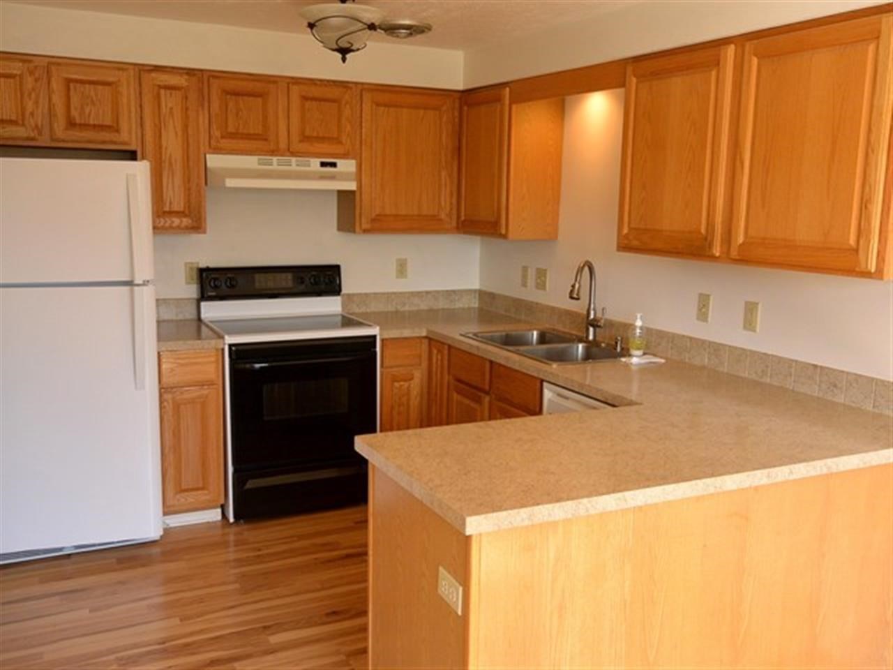 2121 E Upriver Dr - Photo 3