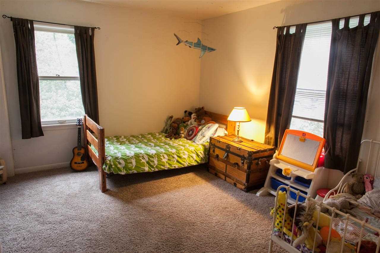 4733 N Greenwood Blvd - Photo 12