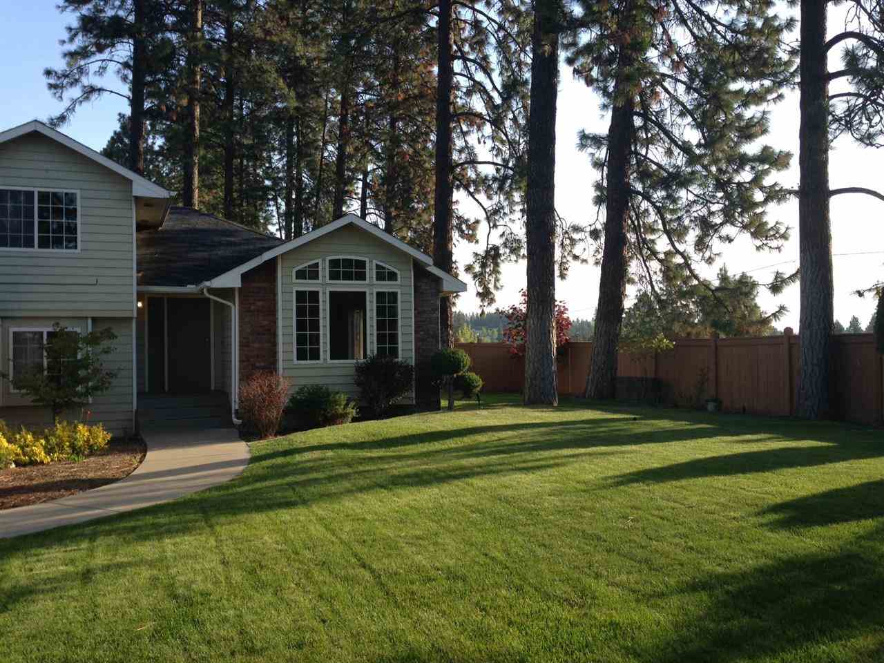 527 E Midway Rd - Photo 2