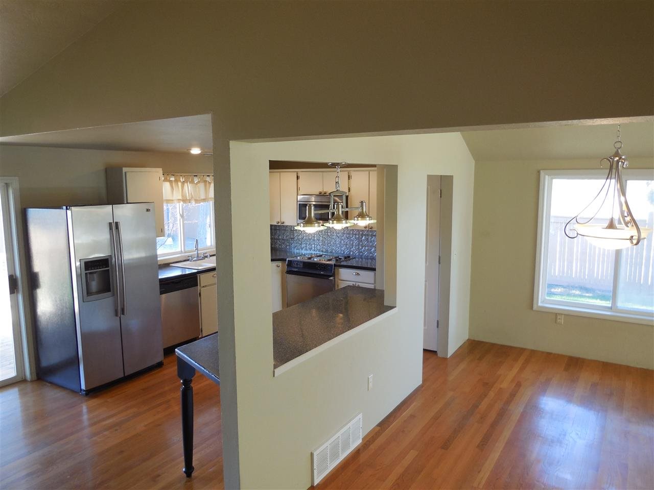 527 E Midway Rd - Photo 6